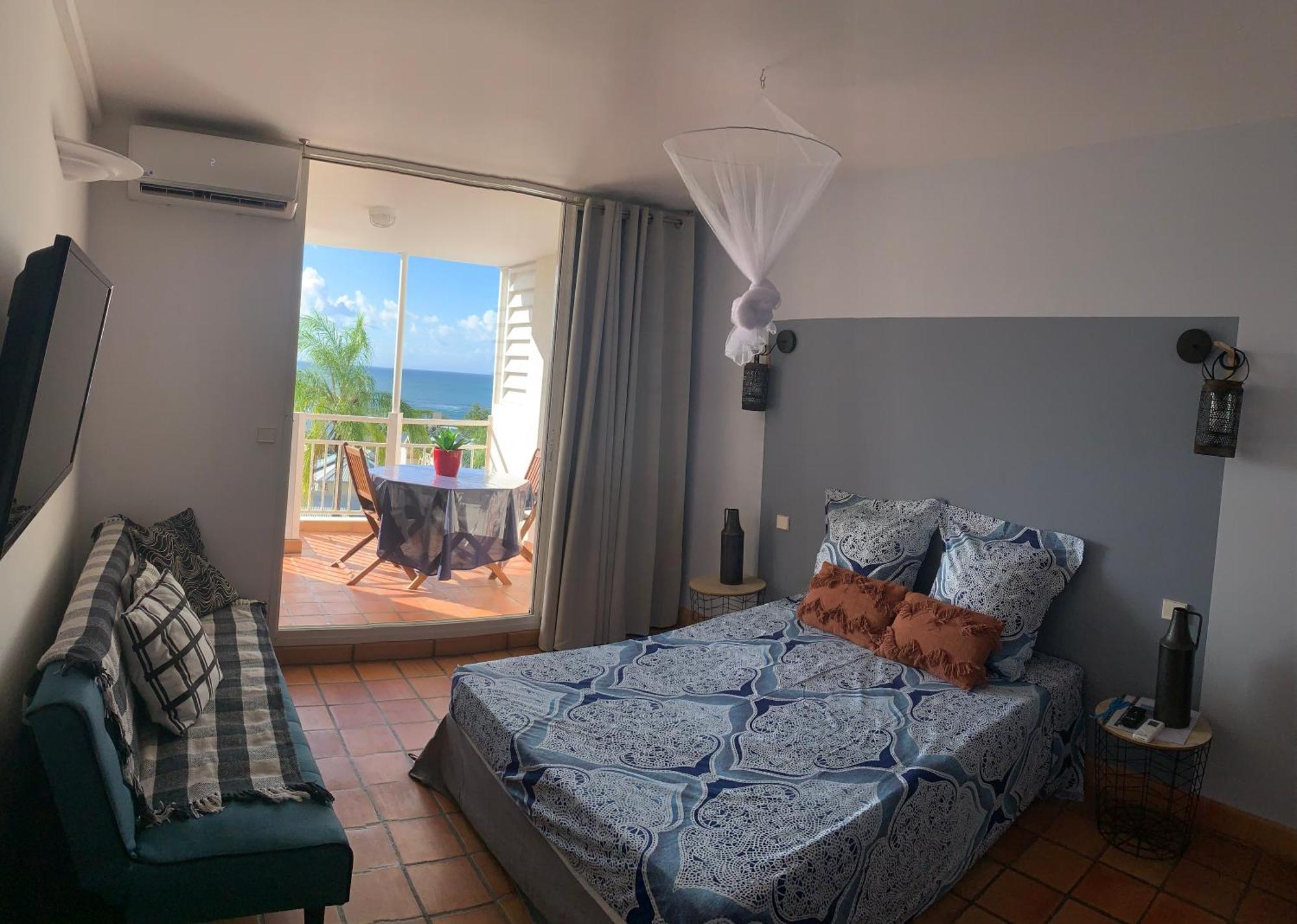 Apartament La Fraiche Rose La Trinité Zewnętrze zdjęcie